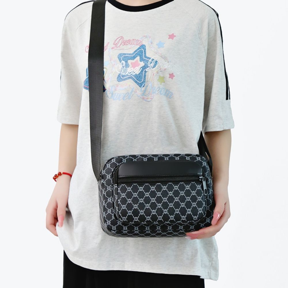 Lightweight Everyday Shoulder Bag